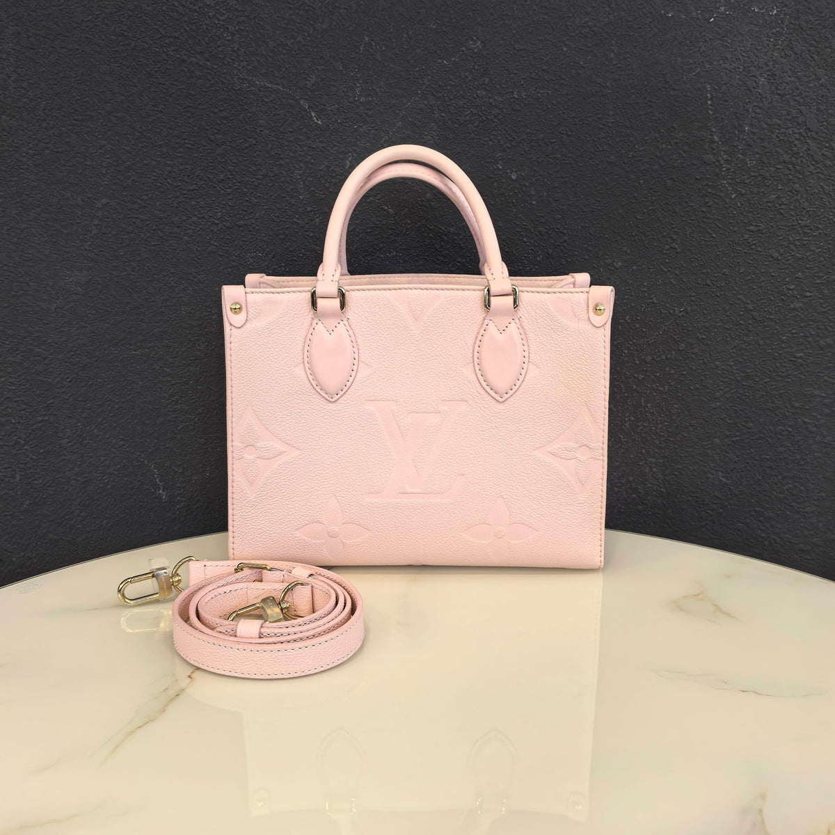 Louis Vuitton On The Go Pm