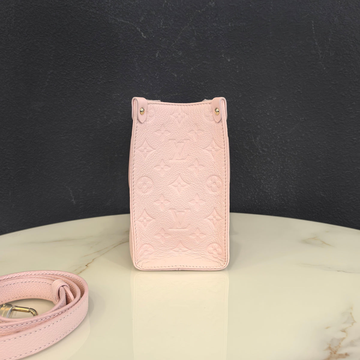 Louis Vuitton On The Go Pm