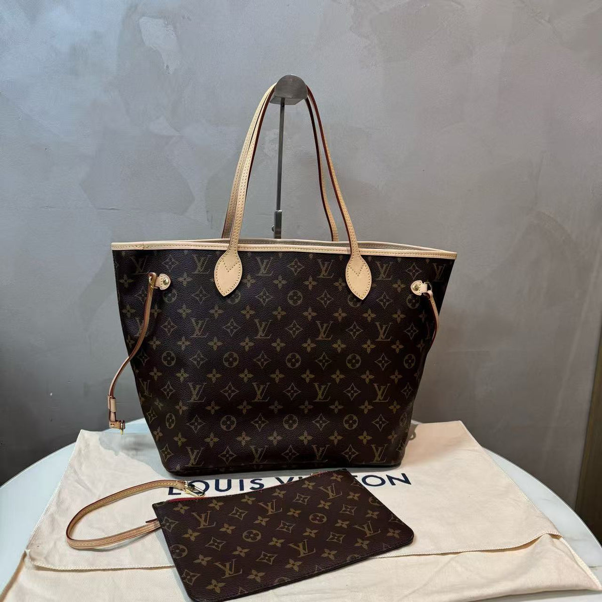 Louis Vuitton Never Full MM