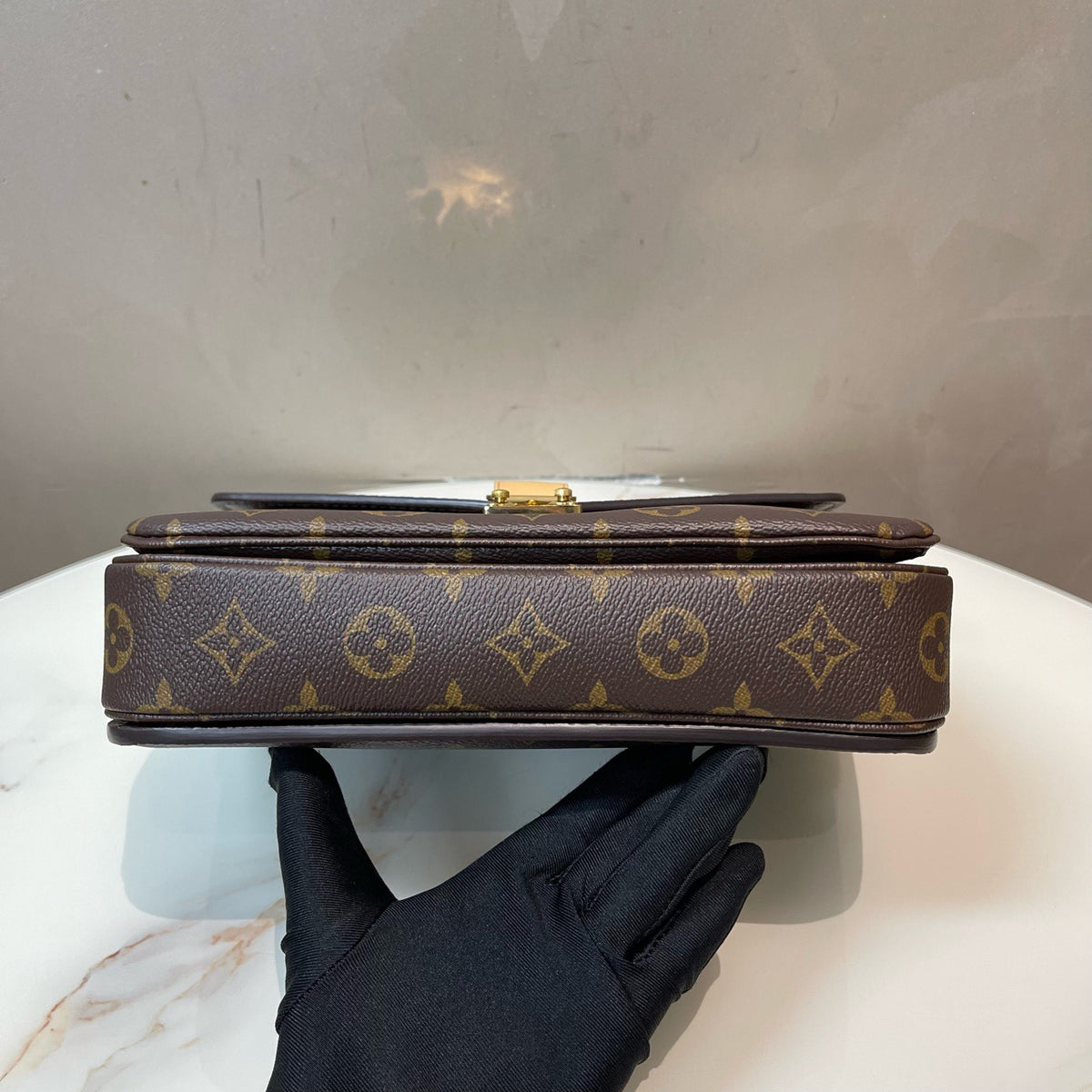 Louis Vuitton Pochette Metis