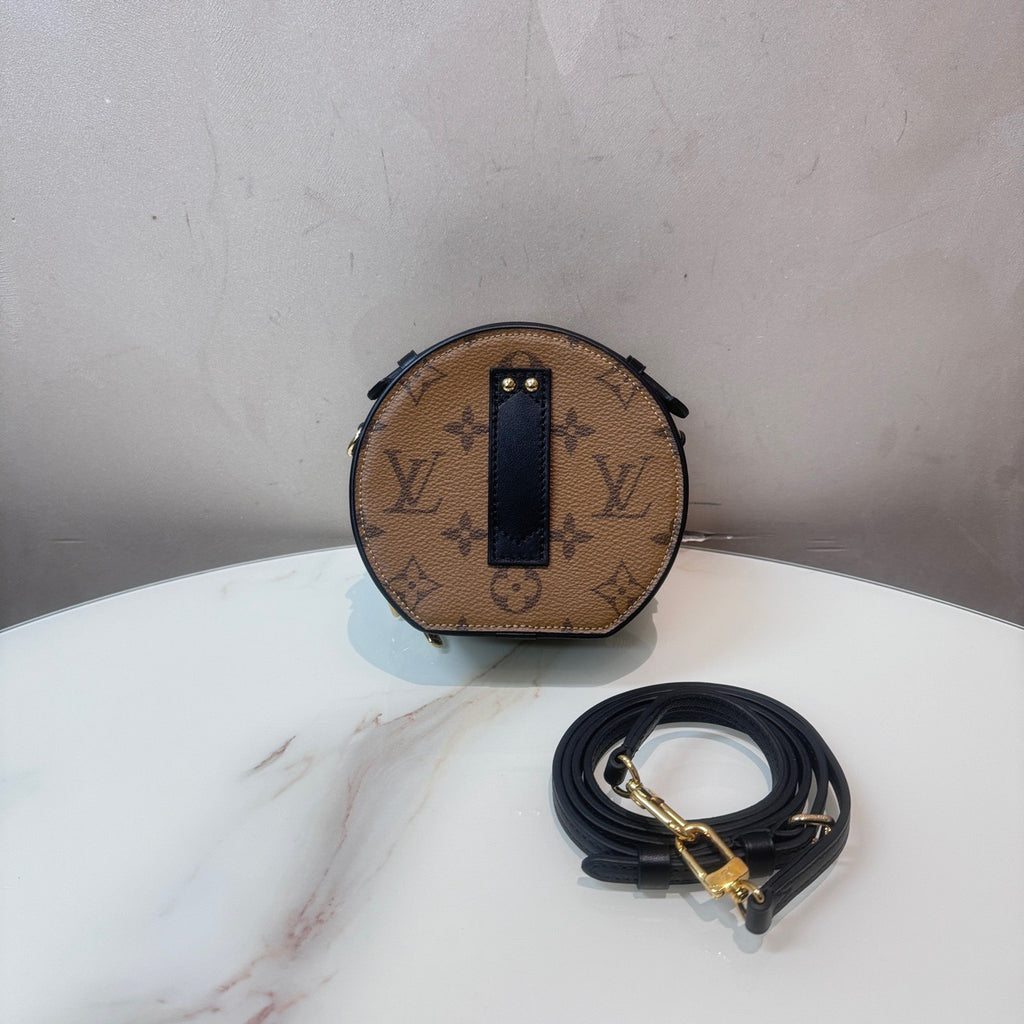 Louis Vuitton Petite Boite Chapeau
